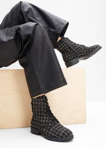 Schnürboots in Bouclé-Optik in schwarz, Grösse 37, bonprix