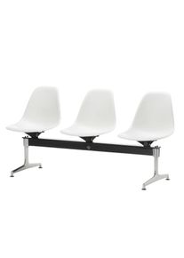 Eames Plastic Side Chair RE auf Traverse Vitra