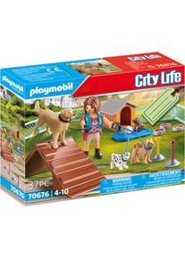 Playmobil , Konstruktions-Spielset »Geschenkset Hundetrainerin (70676), My City Life«, (37 St.), Made in Europe , bunt