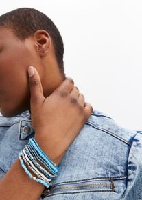 Lot de 10 bracelets en bleu, Taille Onesize, Couleur/Motif: bleu clair/couleur argent&eacute;e/&eacute;cru/bleu, bonprix