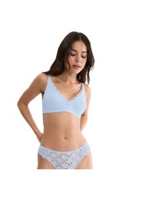 Triumph, Minimizer-BH &raquo;Amourette N01&laquo; mit Spitzendetails und ohne B&uuml;gel, ice, 90, Cup F, Minimizer-BH